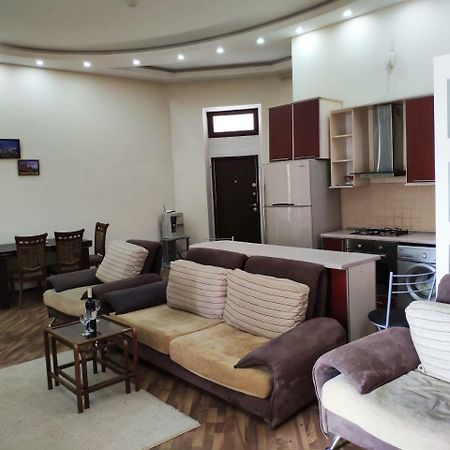 Sahil Apartment Баку Екстер'єр фото